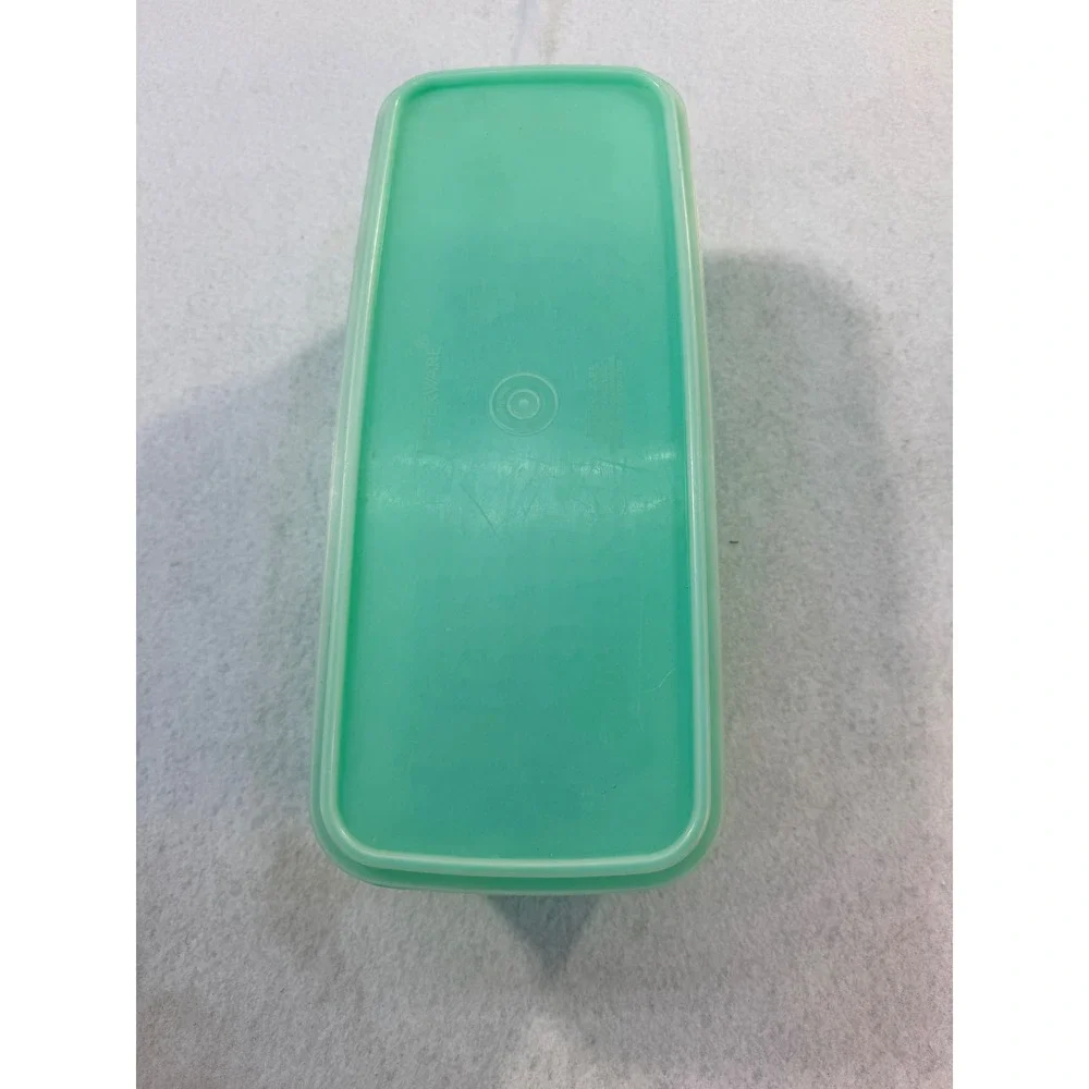 Vintage Tupperware Green Rectangular Storage Container 794-8 with Mint Lid USA